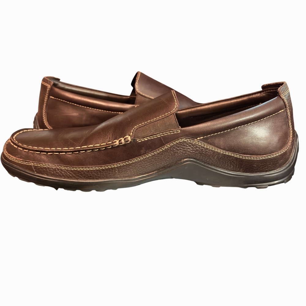 Mens Size 13 Brown Leather Slip-On Loafers With Stitched Detailing